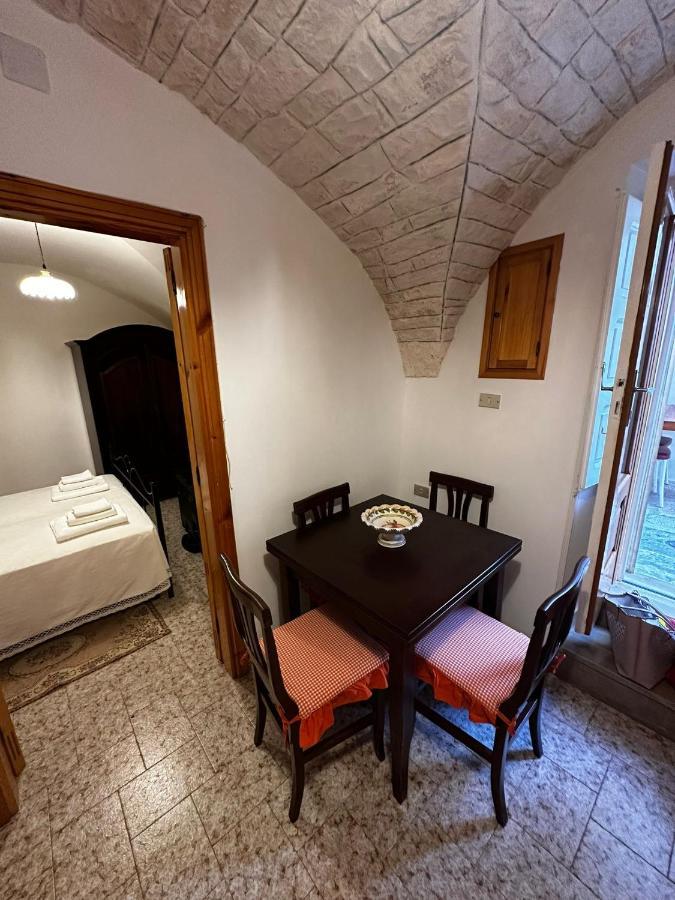 Апартаменти Casa Pietra Viva Чистерніно Екстер'єр фото
